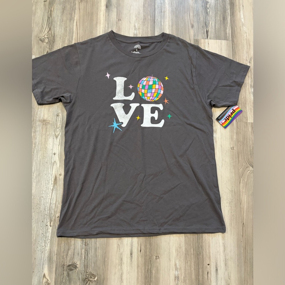 Pride Brand Size Large NWT t-shirt